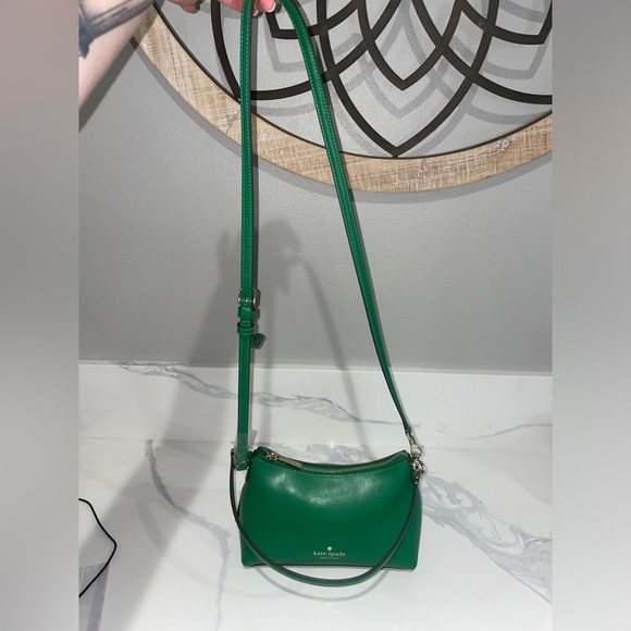 SOLD✨Kate Spade~Sadie saffiano leather shoulder bag - Picture 4 of 6